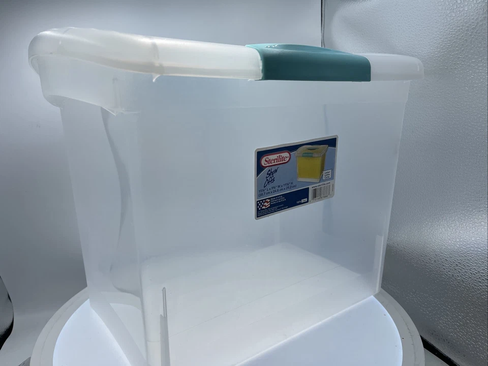 Sterilite Large Nesting Showoffs Box - Clear - 1 Container With Lid - Image 1 of 4