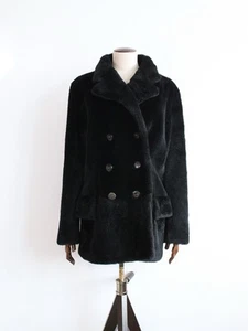 Gucci by Tom Ford Autumn/Winter 1995 Kate Moss Runway Black Shearling Coat - Picture 1 of 20