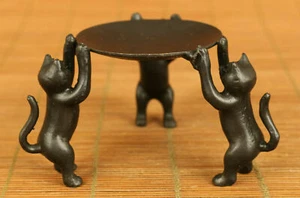 Chinese Collectible Decor Handmade Old Copper 3 cat plate statue Candlestick - Picture 1 of 6