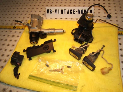 Mercedes OEM 93-94 W124 500E E420 puerta, almacenamiento, tapa maletero, inicio 1 juego y 1 llave Foto 1 de 4