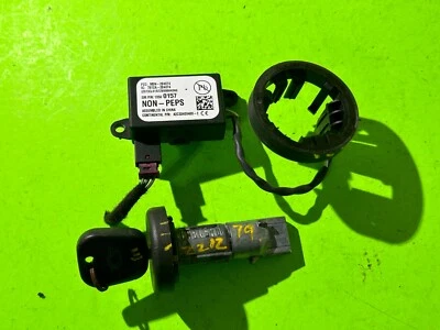2014-2018CHEVROLET SILVERADO 1500 PICKUP IGNITION LOCK  W/KEY & IMMOBILIZER OEM - Image 1 of 4
