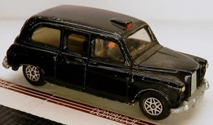 Taxi vintage Dinky Austin FX4 London cabina Hackney negro escala 4,5" aproximadamente 1/43 - Imagen 1 de 2