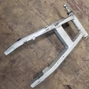 00 01 02 Kawasaki Ninja ZX6R REAR SWINGARM BACK SUSPENSION SWING ARM Sc - Picture 1 of 13