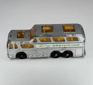 MATCHBOX GREYHOUND COACH LESNEY SERIES NO.66 DOUBLE DECKER GOOD CONDITION - Picture 1 of 5