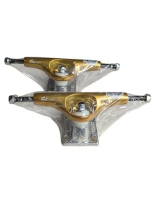 Tensor Mag Light Glossy Gold/Silver 5.25 Skateboard Trucks Set Of 2 New/Sealed - Foto 1 di 8