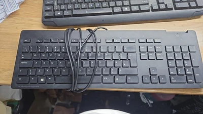 HP USB Keyboard TPC-C001K Slim Built-in Smart Card Reader USCCID-UK Layout - Image 1 of 2