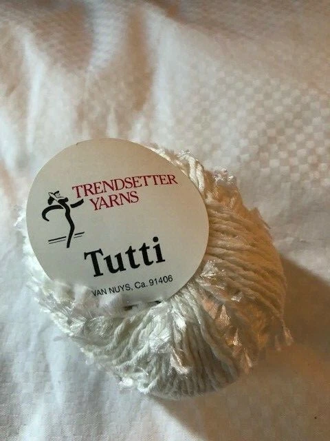 Trendsetter de hilo TUTTI 93 yardas. 1,75 oz Foto 1 de 1