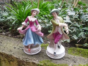 2 Vintage Saxony Hand Painted Porcelain Figurines Georgian Style Man & Woman - Picture 1 of 14