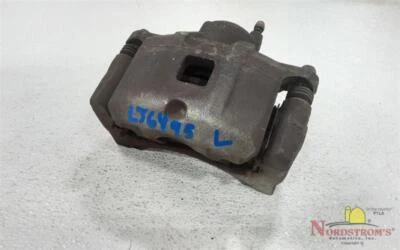 2011 Chrysler 200 передний тормоз суппорт слева - Изображение 1 из 4