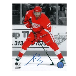 PAVEL DATSYUK Signed Detroit Red Wings 8 x 10 Photo - 70696 - Picture 1 of 2