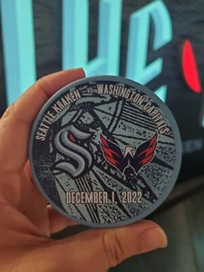 SEATTLE KRAKEN vs WASHINGTON CAPITALS GAME PUCK 12/1/22 Free Shipping - Picture 1 of 2
