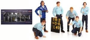 TSM12AC12 PIT CREW FIGURINES F1 RACING TEAM TYRRELLT (SET Of 6) 1:18 TRUE SCALE - Picture 1 of 3