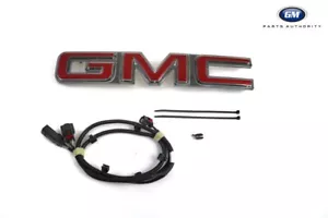 2020-2021 GMC Sierra Front Grille Illuminated Emblem 86537574 Red OEM GM - Picture 1 of 10