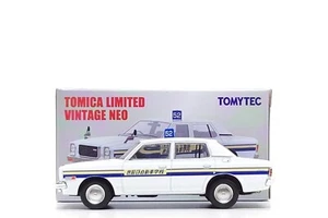 Tomica Limited Vintage Neo 1:64 Mazda Luce Legato Driving School Car (LV-N34b) - Picture 1 of 4