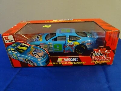 CAMPEONES DE CARRERAS #9 NASCAR JERRY NADEAU RED DE DIBUJOS ANIMADOS 1:24 10 ANIVERSARIO G4 Foto 1 de 4