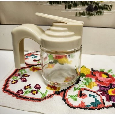 Vintage Gemco Sugar Pourer Dispenser Corelle Sandstone - Image 1 of 4