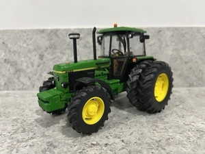 Britains - John Deere 3050 Tractor - 1:32 Scale - 42902 - Conversion - New/Mint - Picture 1 of 5