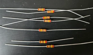 Resistencias axiales de precisión de película metálica 7 piezas 240 ohmios 1/4 W 5 % ~ NUEVO ~ - Imagen 1 de 1
