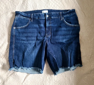 Maurices Women's Blue Denim Jean Shorts SIZE 18W Dark Wash Bermuda Shorts - Image 1 of 4