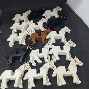 Gemischtes Set 15 Lego Pferde schwarz braun weiß - Bild 1 von 7