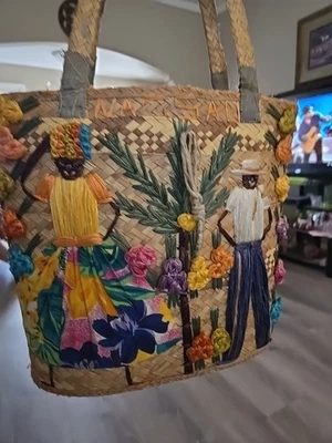 Vtg Straw Tote Handmade Bahamas Beach Market Bag Woven 16" - Image 1 of 4