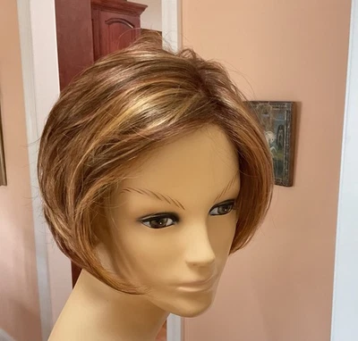 Trina. Brillo de puesta de sol. Tressallure.  Usado. Usado en excelente estado Foto 1 de 4