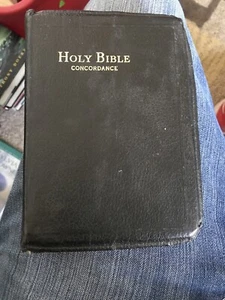 Holy Bible Concordance Red Letter Edition -Zippered Black Leather Nice Shape G99 - Picture 1 of 9
