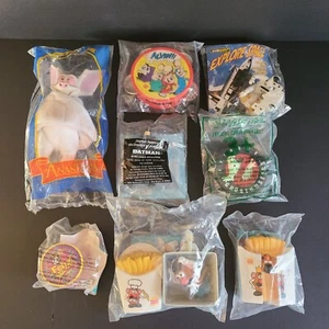 Lot Of 8 Fast Food Restaurant Kids Meal Toys, KFC, Burger King, Subway, DQ, Macd - Picture 1 of 9