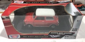 Morris Mini Cooper 1961-67 - Modellino Motor Max auto scala 1/18 - Foto 1 di 1