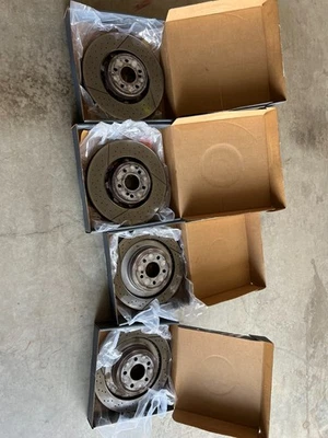 14-16 Mercedes Benz W212 E63S AMg Sedán Rotores Juego de 4 y Almohadillas 212-421-05-12  Foto 1 de 4