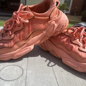 Adidas Originals Ozweego Chalk Coral Damen Sportschuhe FZ0628 Größe UK 6,5 - Bild 1 von 14