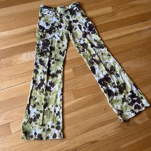 Flowers by Zoe Girl’s Tie-dye Stretch Pants Size Large Brown & Green - Picture 1 of 10