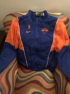 Nike New York Knicks Windbreaker NBA Jacket Blue Orange Retro NWT Size XL Mens - Picture 1 of 10