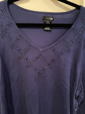 Suéter morado con cuentas 2x para mujer  Foto 1 de 4