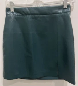 Minifalda Aritzia Wilfred imitación cuero verde oscuro talla 4 - Imagen 1 de 5