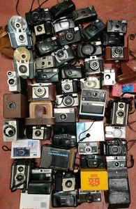 Lotto lavoro macchina fotografica pellicola vintage n.1 - Foto 1 di 12