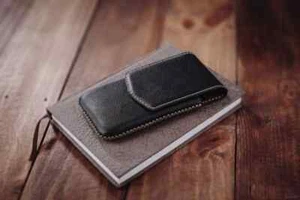 Black Genuine Cow Leather Case Cover Iphone 16 Pro - Iphone 16 Pro Max - Picture 1 of 5