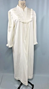 Vintage nightgown SIZE LARGE ivory white velour long JC PENNEY zip front 70s 80s - Picture 1 of 10