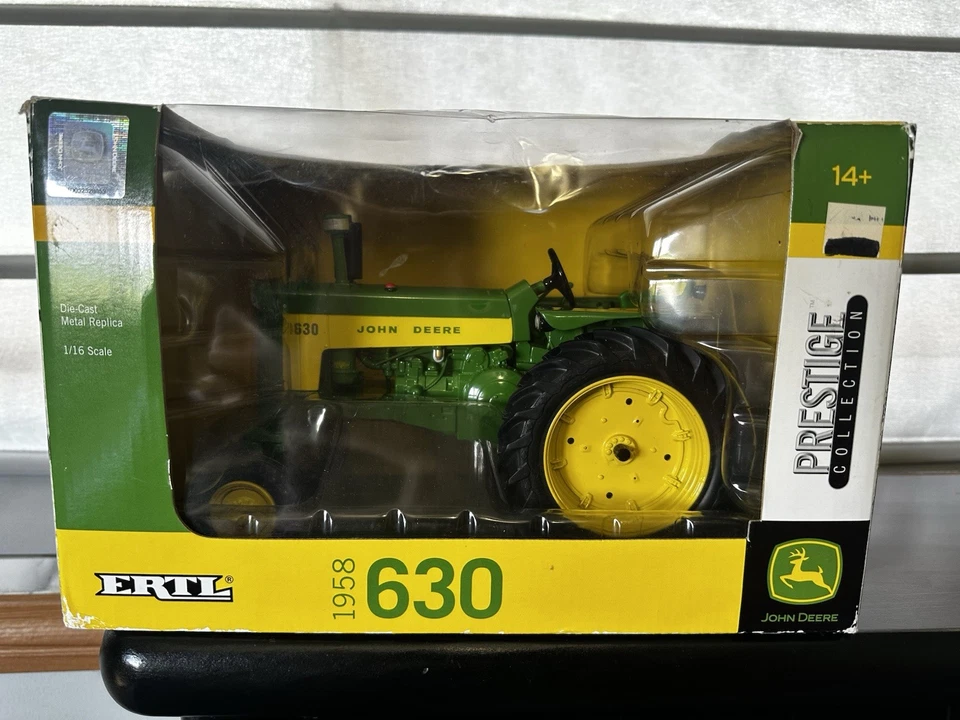 Vintage ERTL John Deere 1958 Model 630 LP Die-cast Metal Tractor - Image 1 of 4