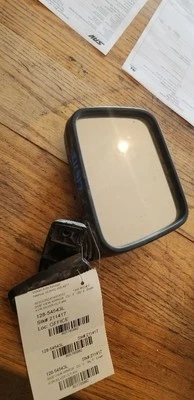 Espejo retrovisor lateral del conductor manual construido en Japón se adapta a 88-93 ISUZU CACHORRO (RECOGIDA) 1765982 Foto 1 de 4