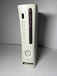 Microsoft Xbox 360 Core White System Console Only For Parts Or Repairs As Is - Picture 1 of 7