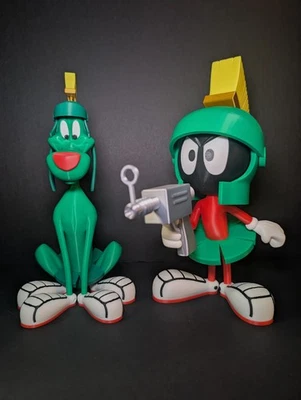 🛸 Marvin the Martian & K-9 Figures – Galactic Duo Collectible 👽 - Image 1 of 4