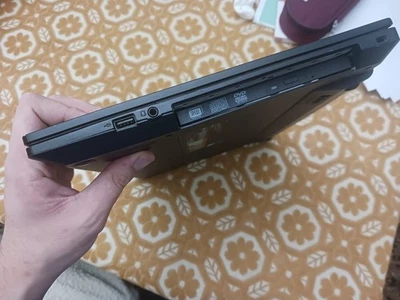 Computer portatile ASUS PRO P2530UJ - Immagine 1 di 4