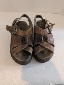 Sandali donna vintage Dr Martens grossi in pelle marrone taglia 6 US Y2K anni 90 made in England - Foto 1 di 12