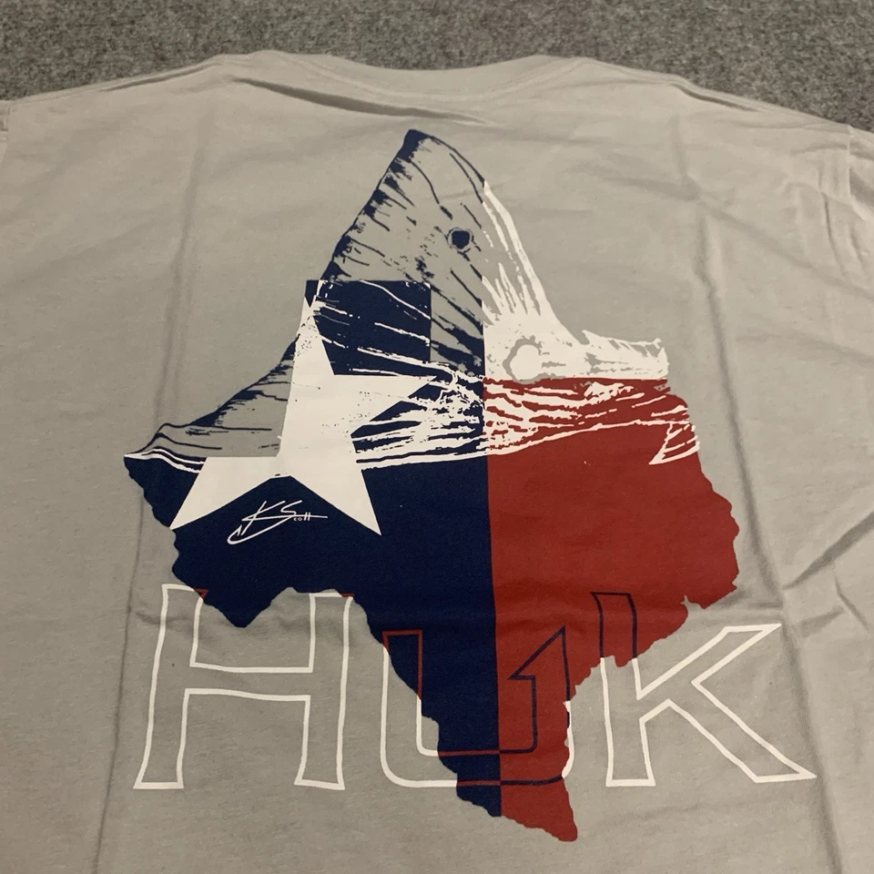 NUEVA CAMISETA HUK Performance Fishing KC Redfish, HOMBRE TALLA PEQUEÑA, Gráfica Nueva con Etiquetas Foto 1 de 4