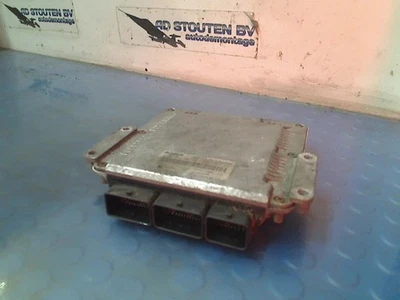 ECU Renault Master II (FD/HD) Van 2.2 dCi 16V (G9T-722) 2003 0281011106 - Immagine 1 di 4