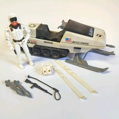 De colección GI Joe ARAH 1983 Trabajo de Nieve con Accesorios y Oso de Batalla Polar Casi Completo Foto 1 de 4