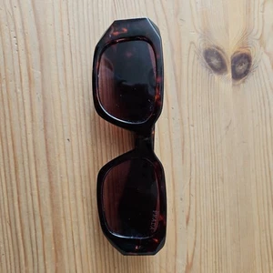 Prada Milano Square Frame Logo Sunglasses - Picture 1 of 5