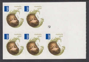 Australia 2013 $13 Echidna Bush Babies international booklet MUH 1 Koala reprint - Bild 1 von 2
