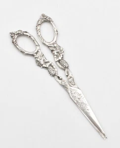 Chisel Grape Solid Silver Pattern Vine Cluster Grape Scissors - Picture 1 of 10